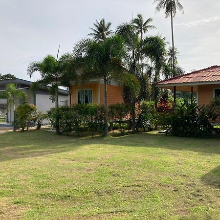Baan Gebsup บ้านเก็บทรัพย์ Ko Yao Noi Esterno foto